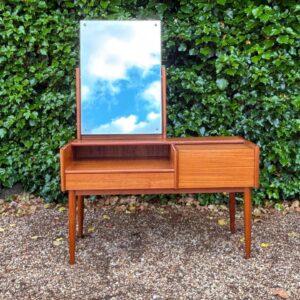 Vintage Melvin Mikkelsen Møbler Dressing Vanity Table
