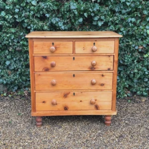 Victorian pine chest of drawers